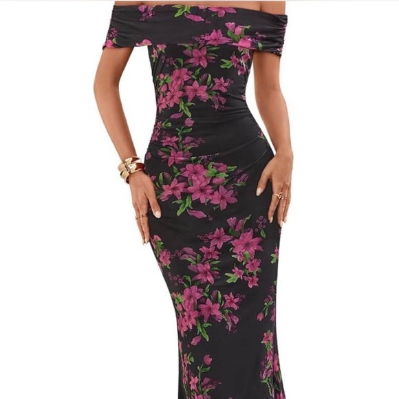 Elegant Floral Off-Shoulder Dress - Picture 1 of 2
